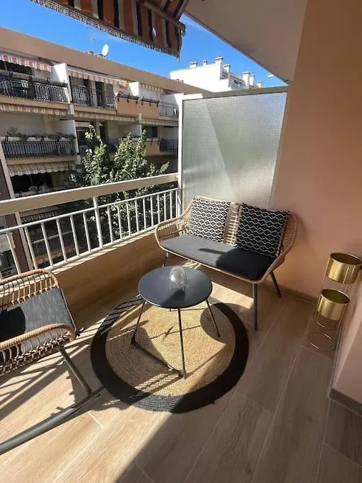 Appartement 4 Pieces De Luxe A Juan-Les-Pins Antibes