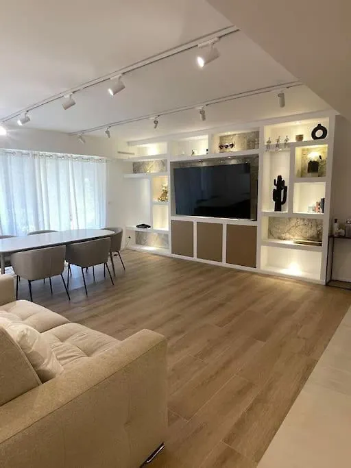 Appartement 4 Pieces De Luxe A Juan-Les-Pins 앙티브 0*,  프랑스